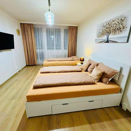 Apartament Apart For Rent Near Center Praga Zewnętrze zdjęcie